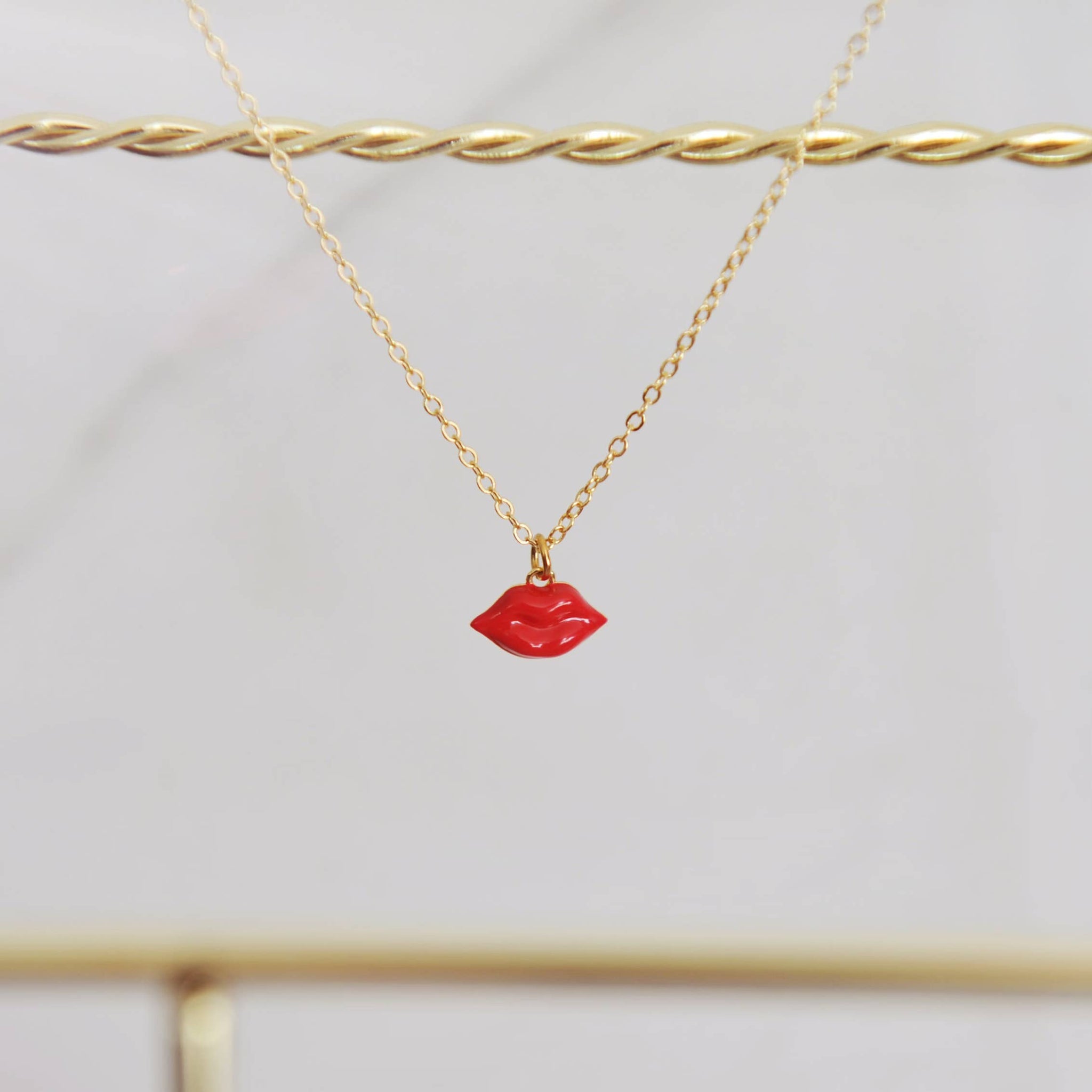 Red Lips Necklace 
