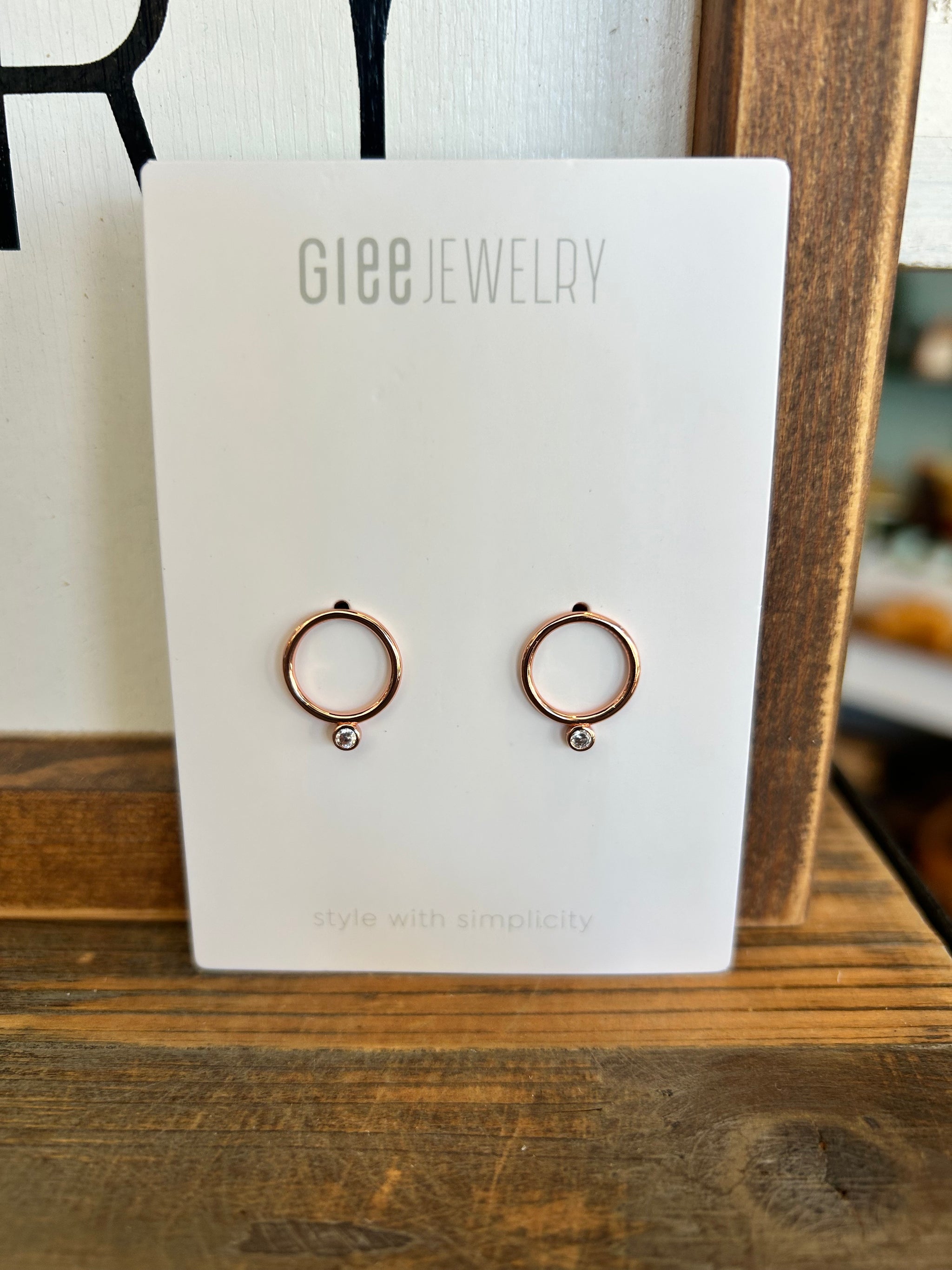 Teagen studs