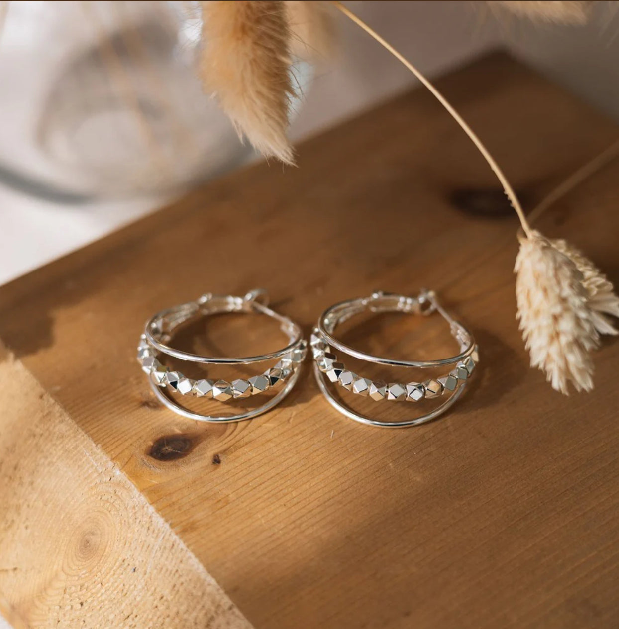 Zahra hoops