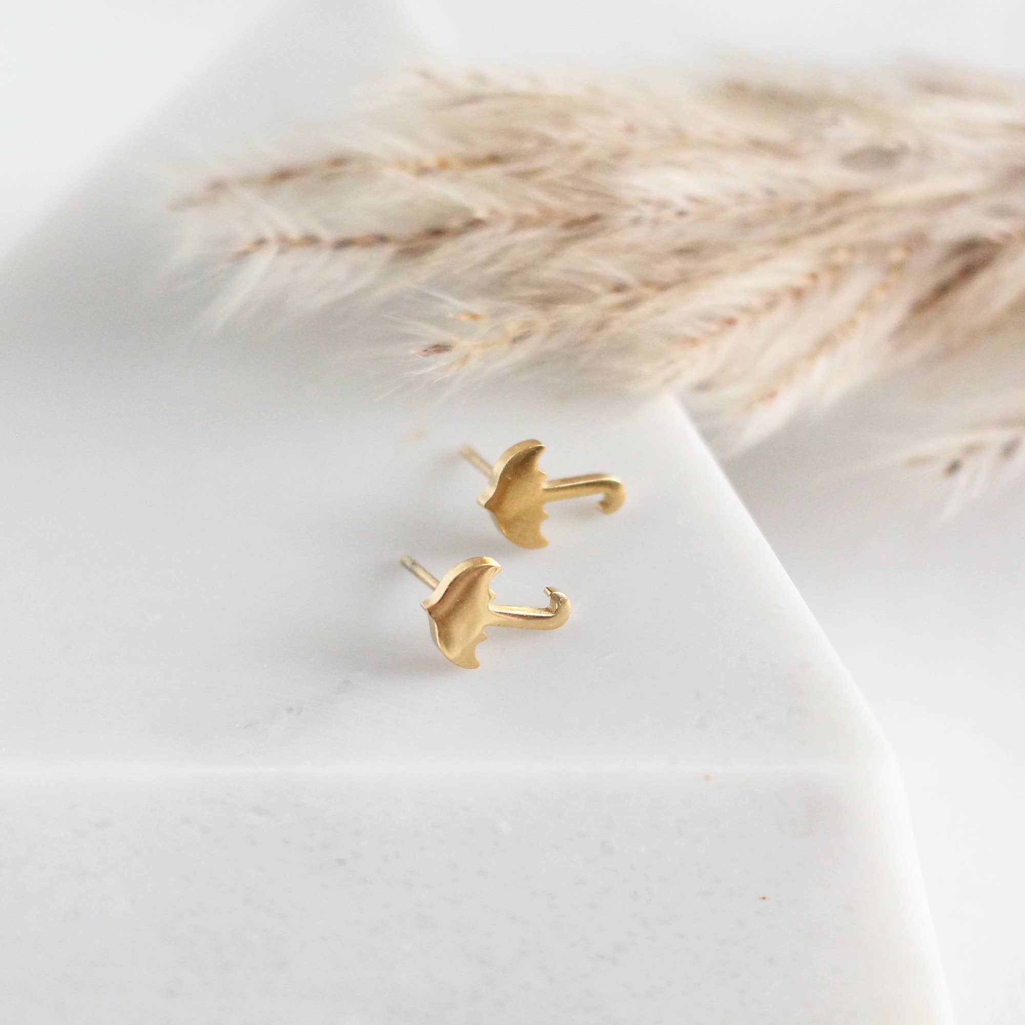 Mini Umbrella Earrings (Gold)